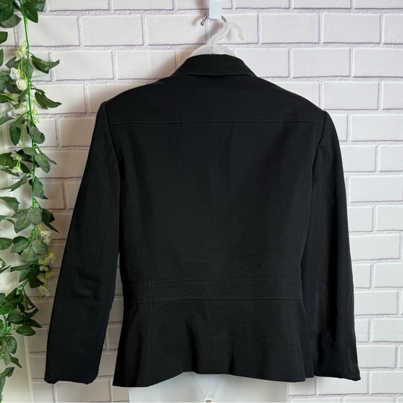 Tahari Arthur S. Levine Women's black Blazer - Size 12 - Picture 5 of 10